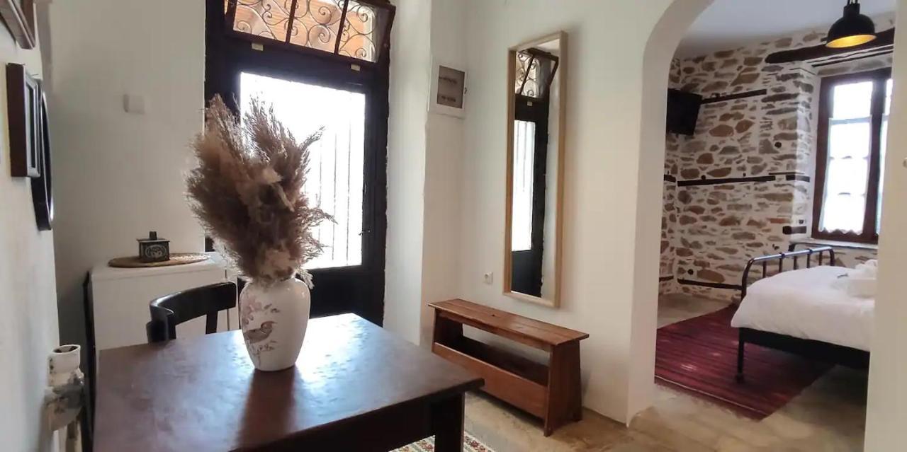 San Lorenzo Cottage - Παραδοσιακά Πέτρινα Δωμάτια Agios Lavrentios Exterior photo